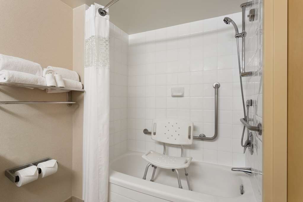 Images Hampton Inn & Suites by Hilton Vancouver-Downtown