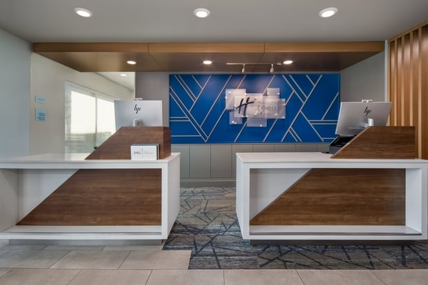 Images Holiday Inn Express & Suites Muskegon - Grand Haven by IHG