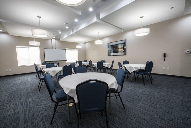 Images Holiday Inn Express & Suites Houston - Hobby Airport Area by IHG