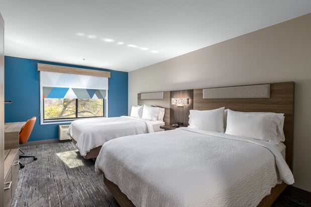 Images Holiday Inn Express & Suites Vancouver Mall/Portland Area by IHG