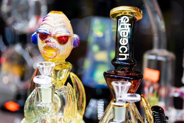 Images United Smoke & Vape Shop