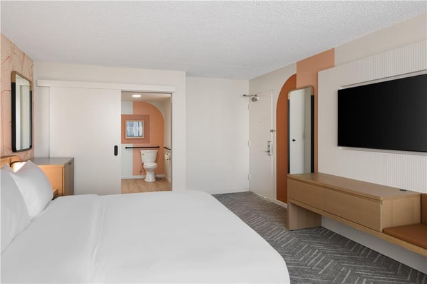 Images The Ambassador Hotel of Waikiki, Tapestry Collection by Hilton
