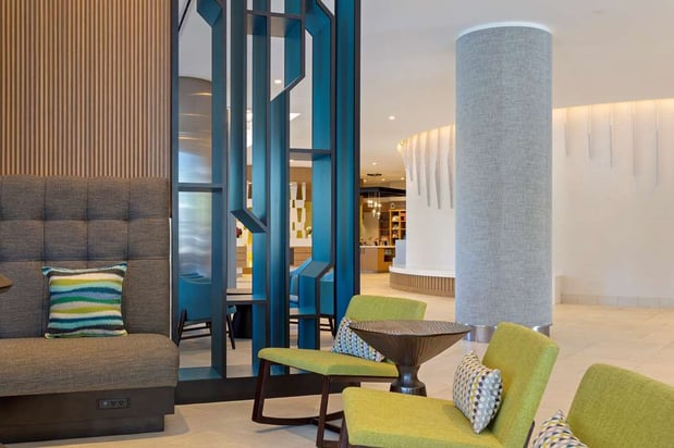 Images Hilton Garden Inn Boston Brookline