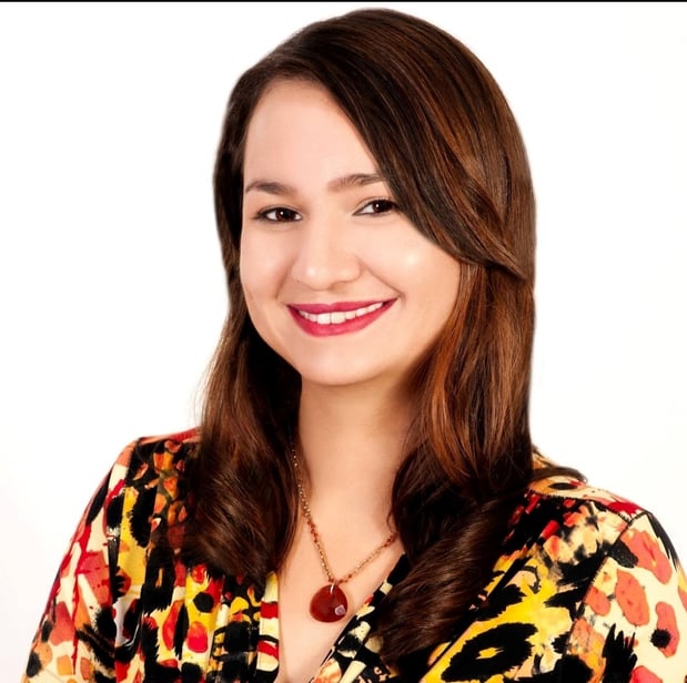 Images Suzanne Knowlden at Comparion Insurance Agency