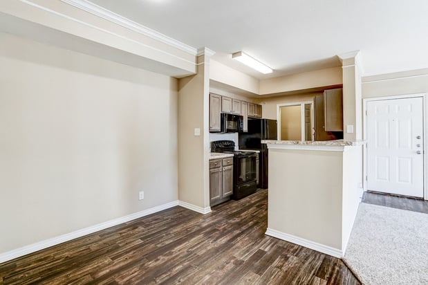 Images Saxony at Chase Oaks Apartments