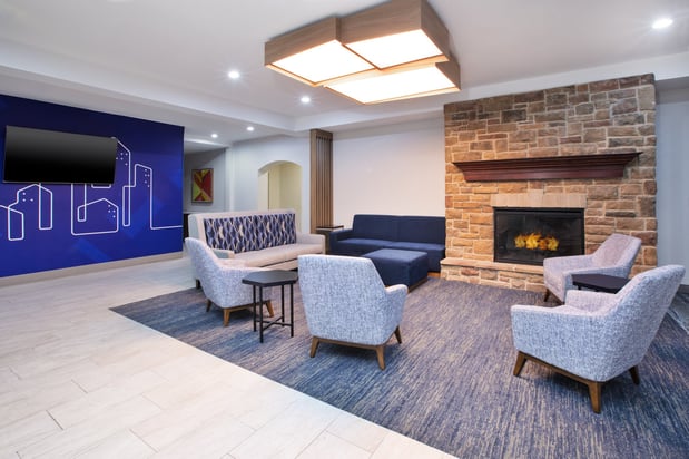 Images Holiday Inn Express & Suites Milwaukee NW – Park Place by IHG