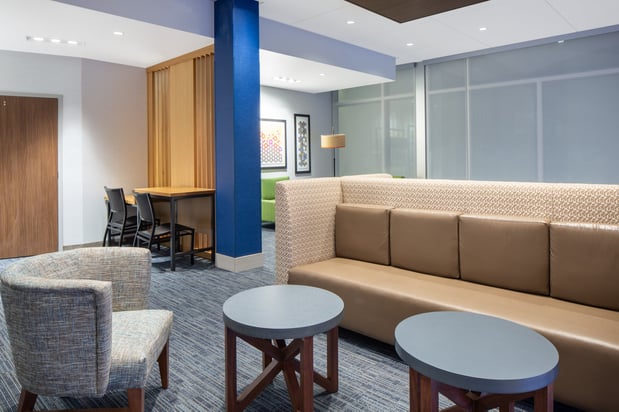 Images Holiday Inn Express & Suites Chico by IHG