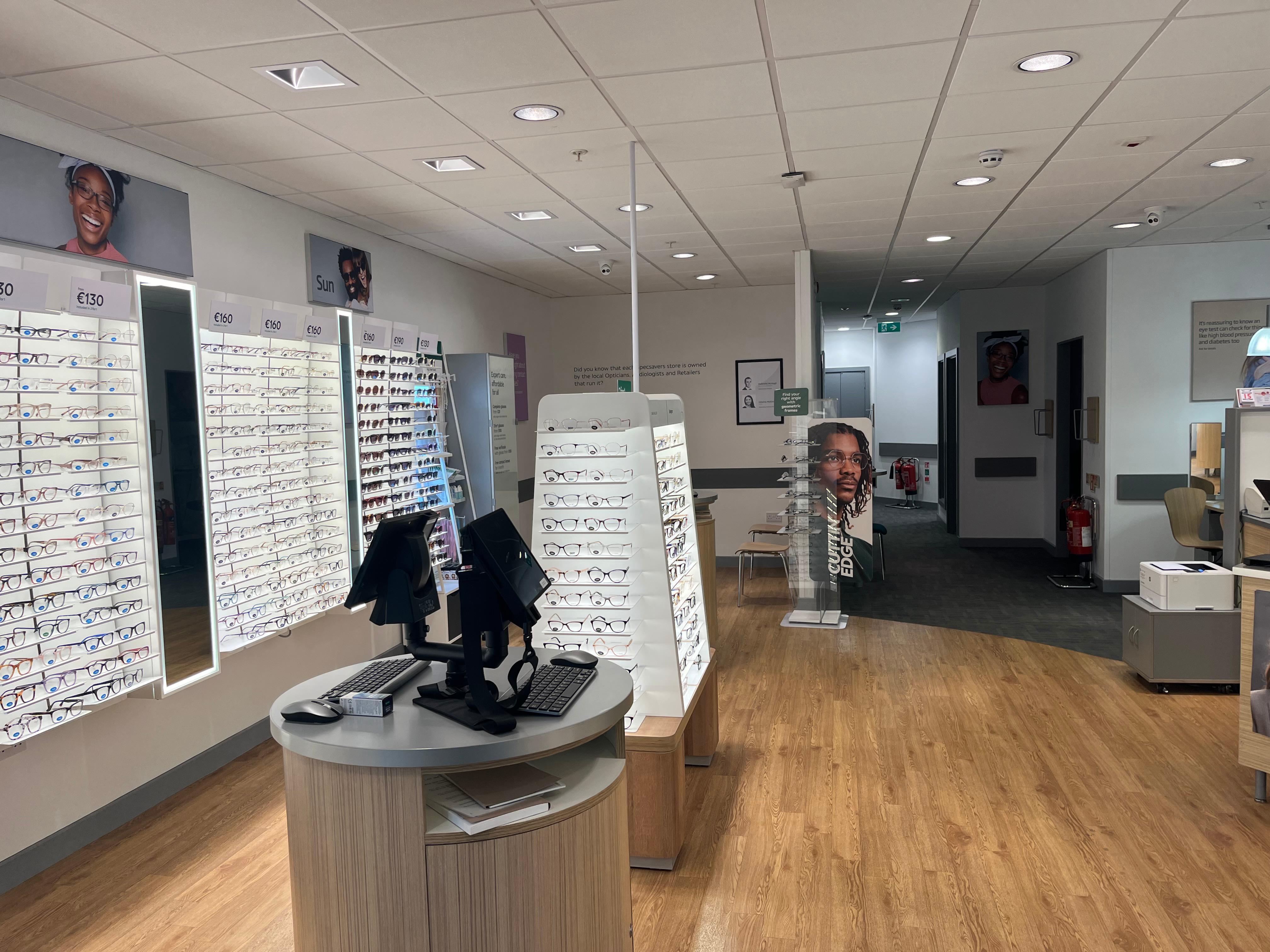 Specsavers Opticians & Audiologists - Crumlin - Dublin 7