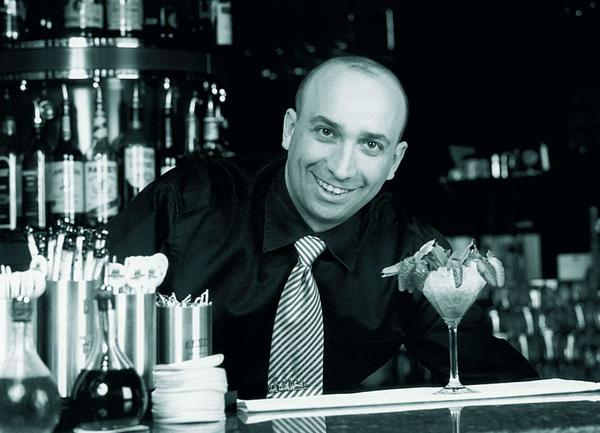 Toni Arena in der Life Style Bar im Maritim Hotel Frankfurt