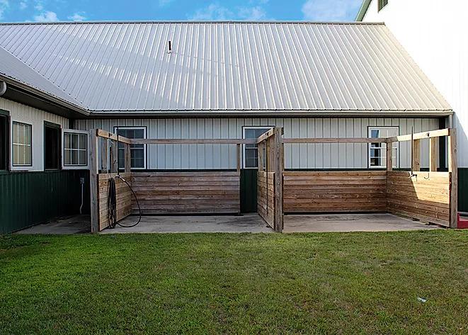 Images North Fork Equestrian