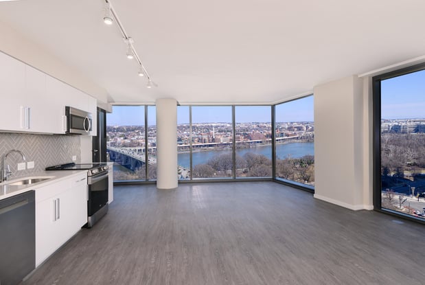 Images Rosslyn Towers
