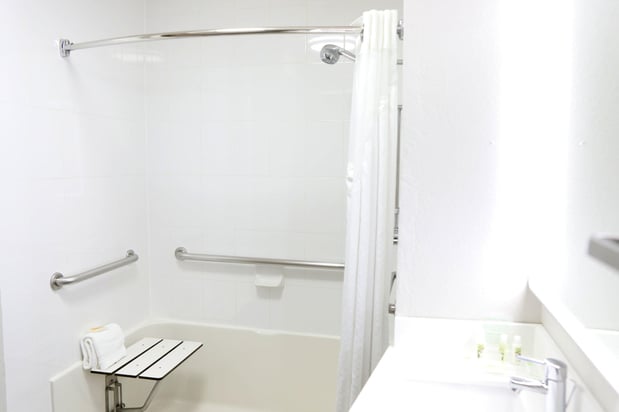 Images Holiday Inn Chicago Oakbrook by IHG