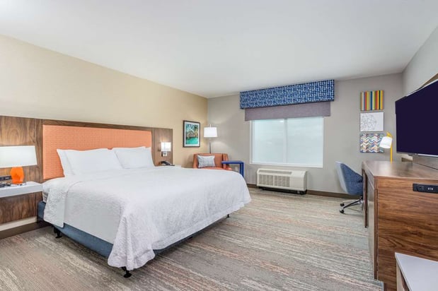 Images Hampton Inn by Hilton Bedford