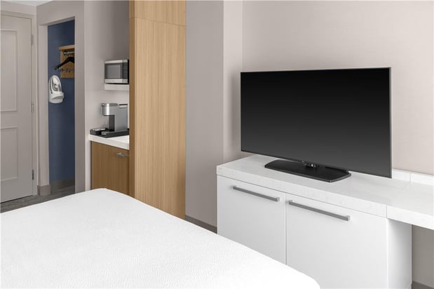 Images Hilton Garden Inn Queens/JFK Airport
