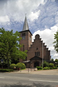 Adolf-Clarenbach-Kirche - Evangelische Kirchengemeinde Hösel, Bahnhofstraße 169 in Ratingen
