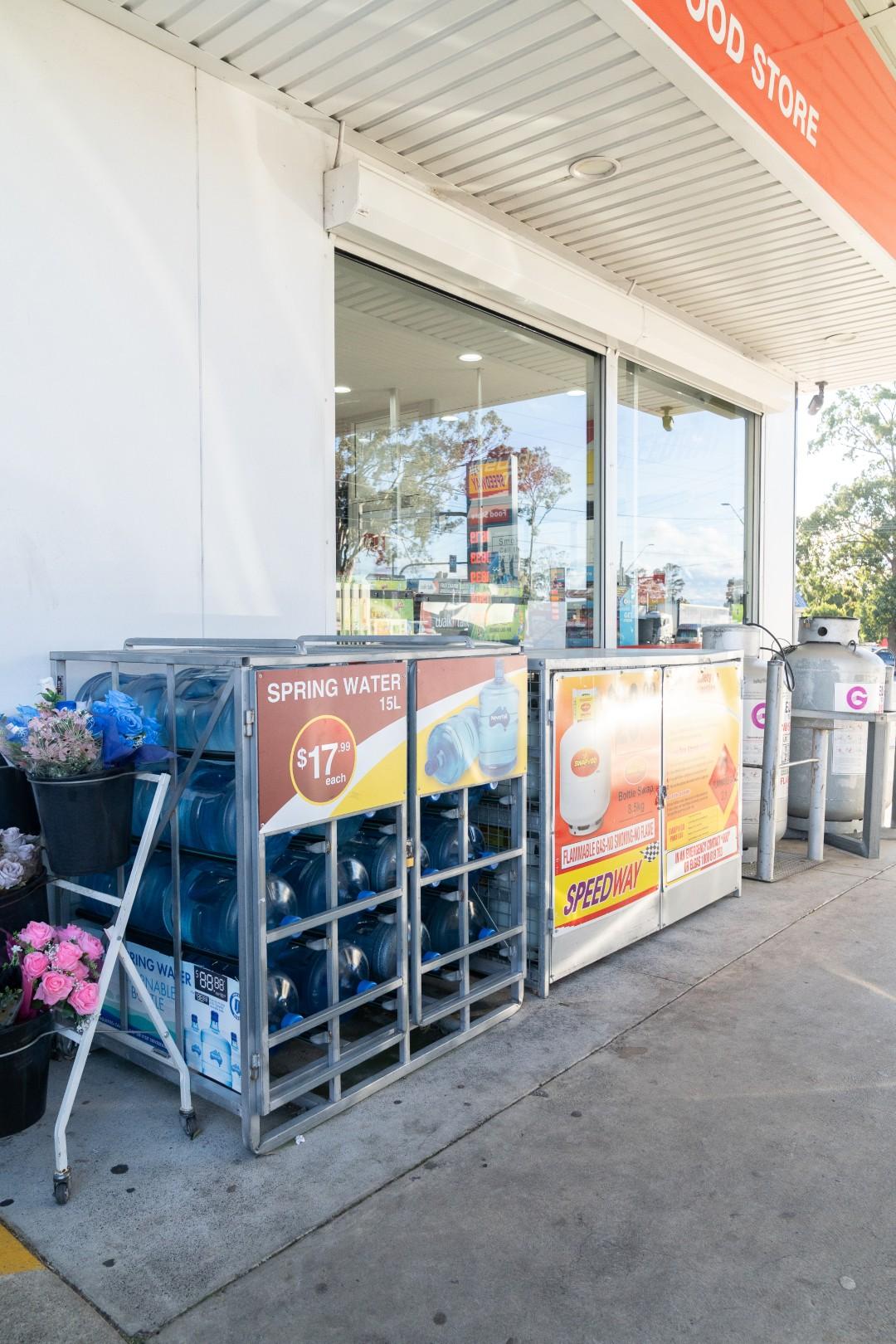 Images SPEEDWAY MOUNT PRITCHARD