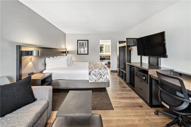 Images Best Western Plus Hilltop Inn