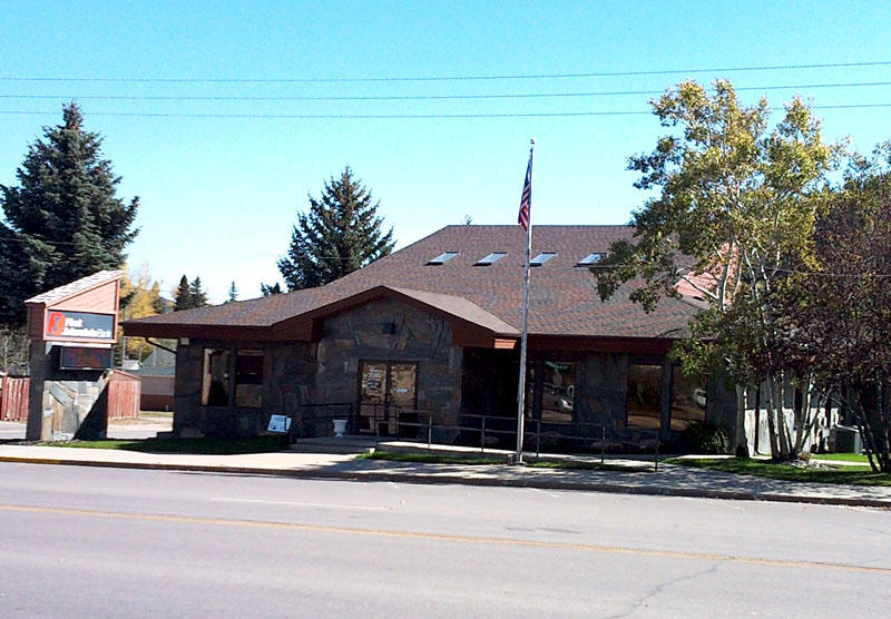 Exterior image of First Interstate Bank in Custer, South Dakota.