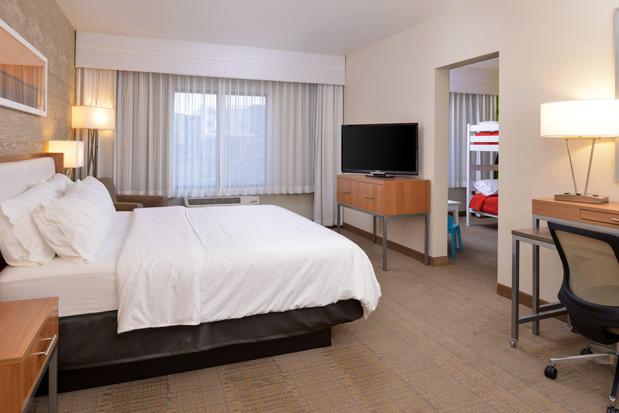 Images Holiday Inn Express & Suites Pocatello by IHG