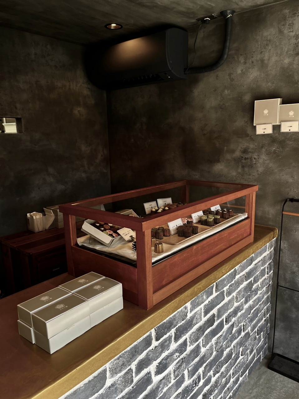 Images カヌレ屋