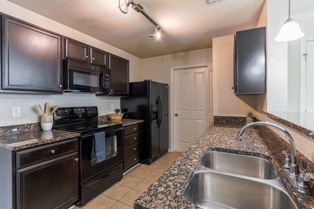 Images Parc at Flowing Wells Apartment Homes