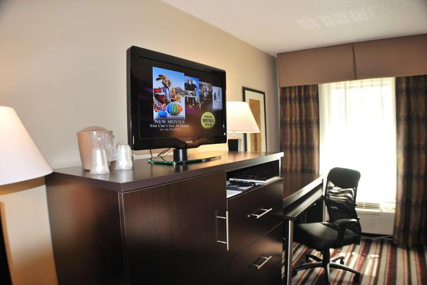 Images Holiday Inn Express Nashville W I40/Whitebridge Rd by IHG