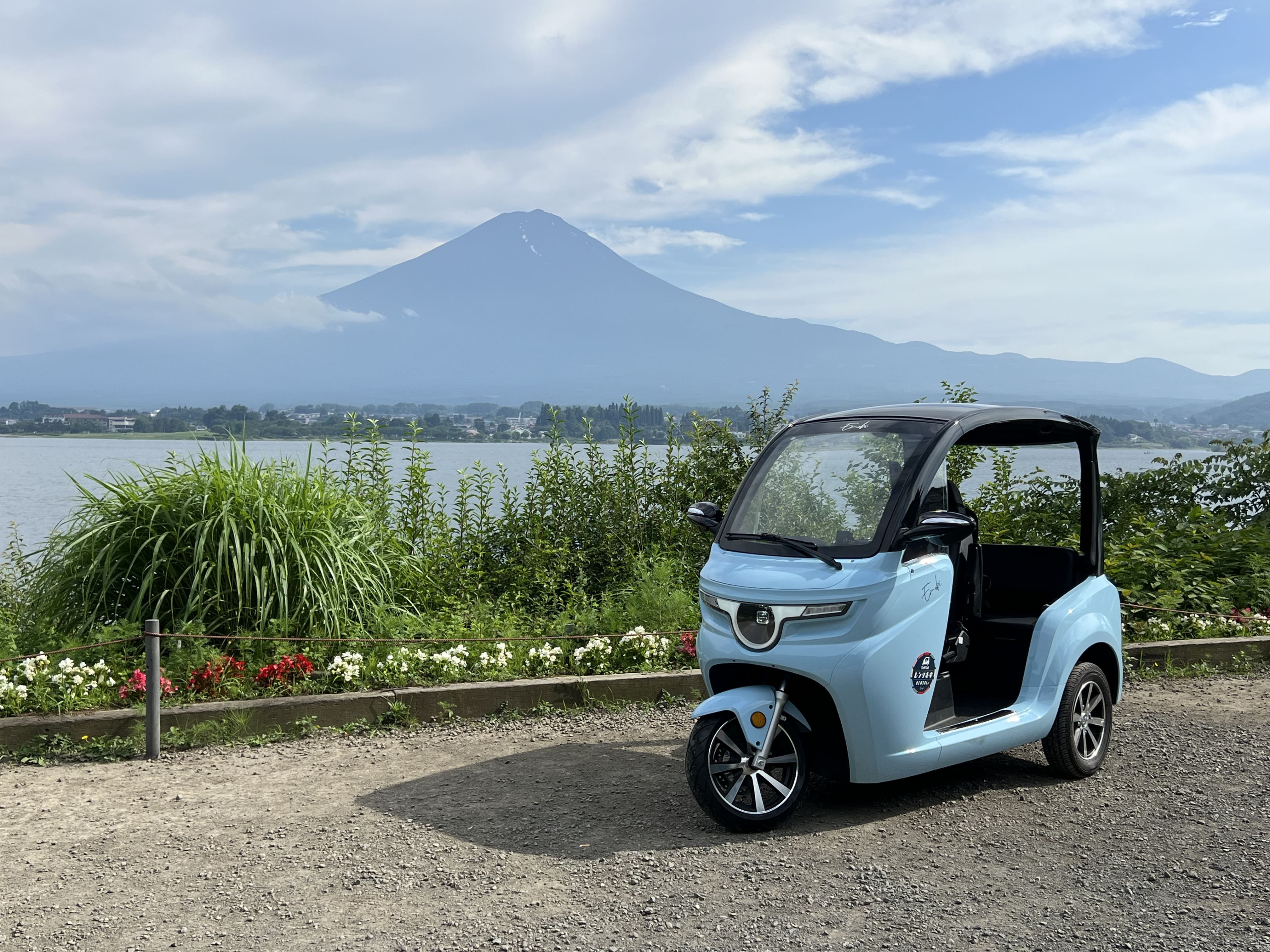 Images Tourist Base Kawaguchiko（Mt. Fuji Amazing view Café）