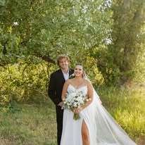 Liv Gracefully Blooms Image