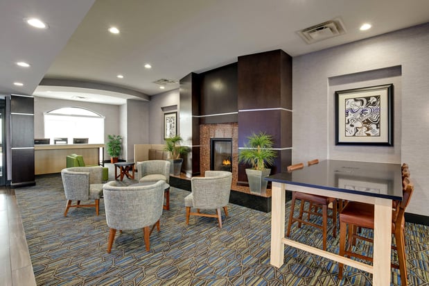Images Holiday Inn Express & Suites Nashville-Opryland by IHG