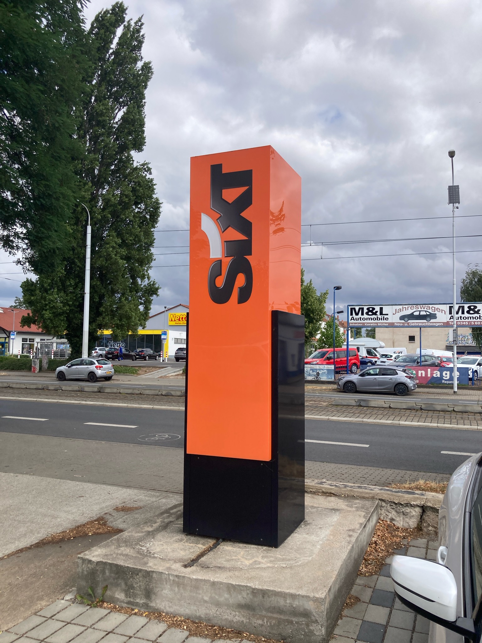 SIXT Autovermietung Halle, Delitzscher Str. 46 in Halle (Saale)