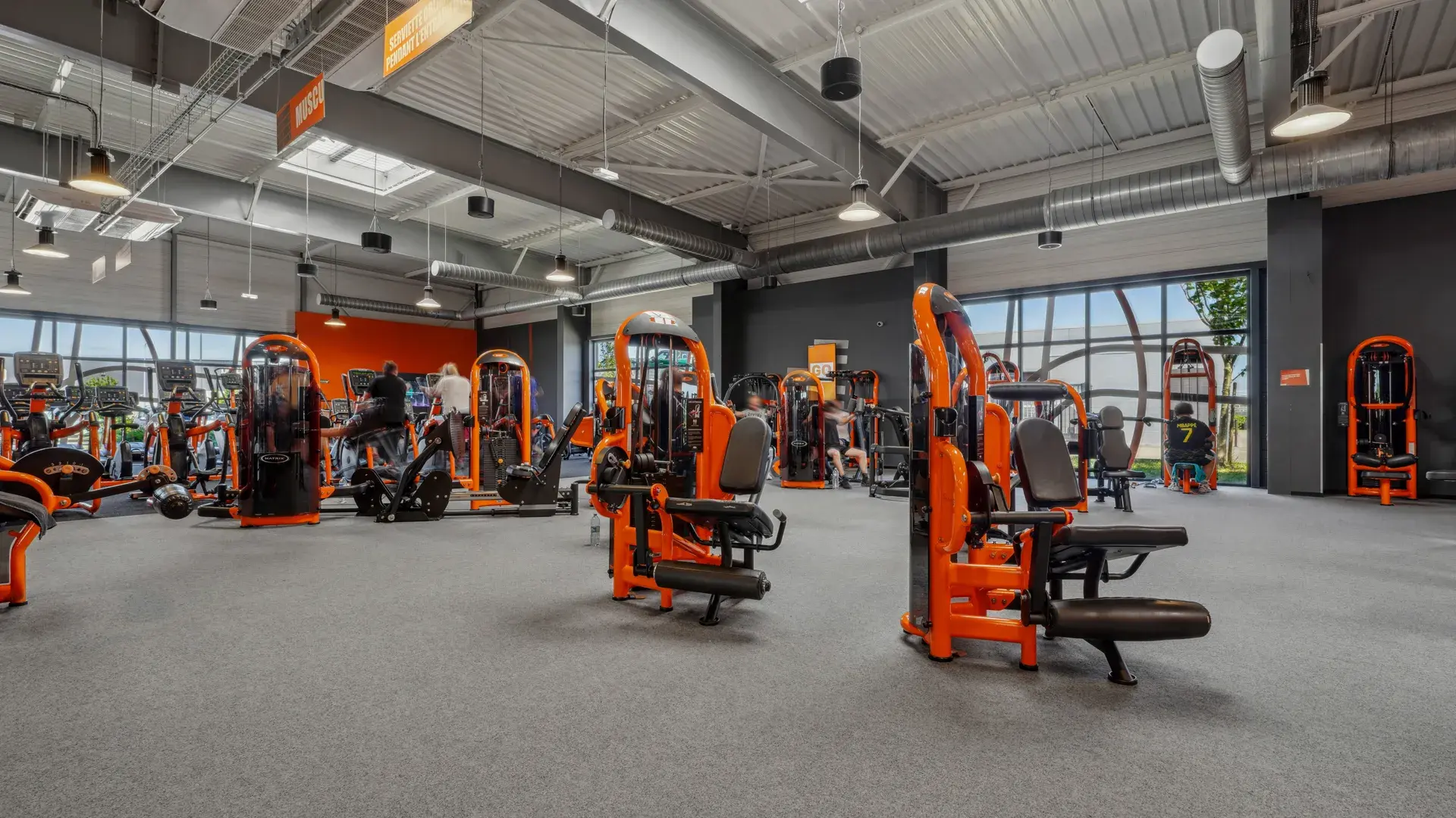 Images Basic-Fit 24/7