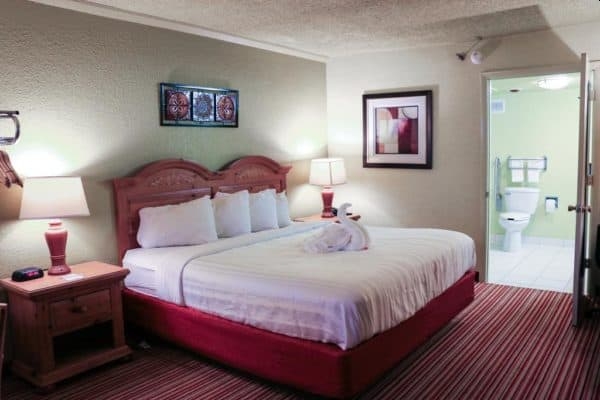 Suite Dreams Hotel Photo