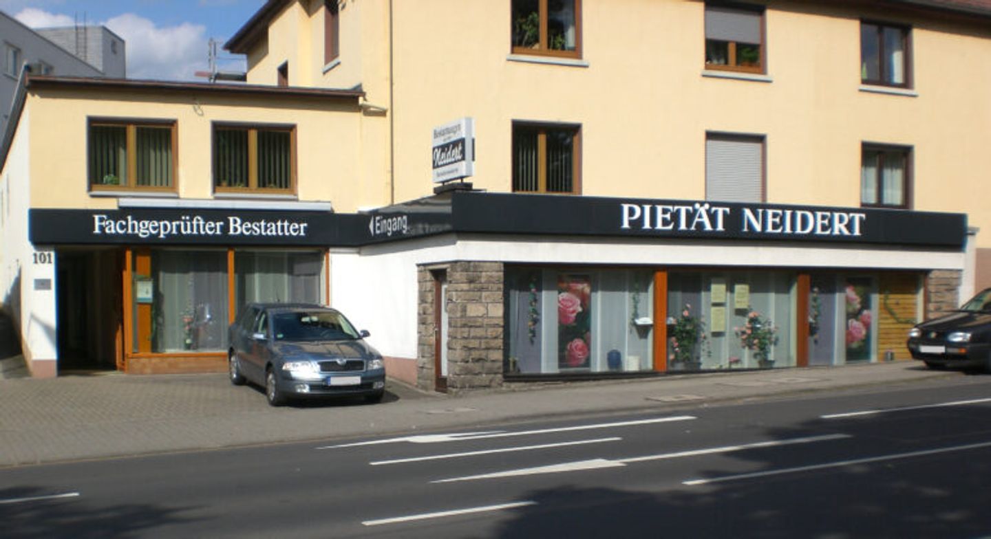 Hermann Neidert Bestattungsinstitut Neidert, Künzeller Straße 101 in Fulda