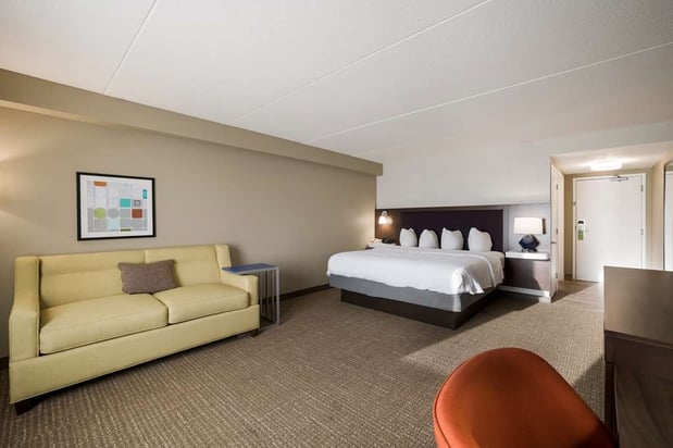 Images Hampton Inn McHenry