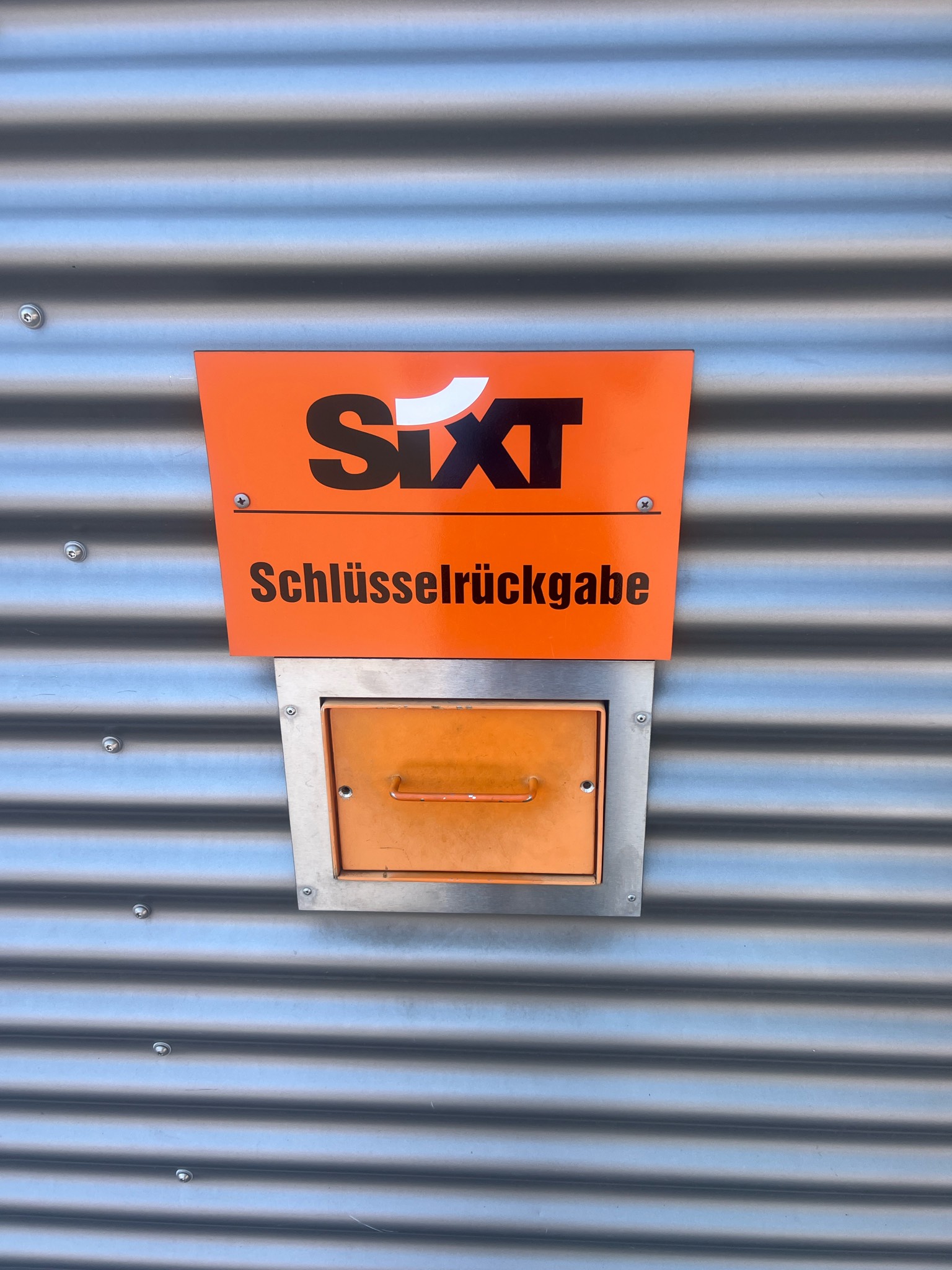 SIXT Truck Center Köln, Widdersdorfer Str. 369 in Köln