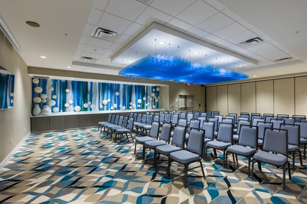 Images Holiday Inn Express & Suites Orlando at Seaworld by IHG