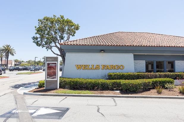 Images Wells Fargo Bank