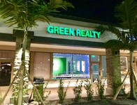 Broward County Real Estate Brokerage - Broker Patty Da Silva and Team Leader Realtor Chris Green. Broward County Real Estate Brokerage - Broker Patty Da Silva and Team Leader Realtor Chris Green.