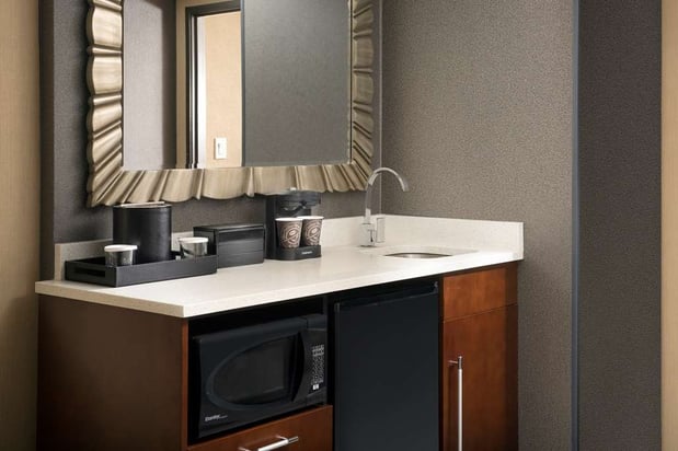 Images Embassy Suites by Hilton Atlanta Airport