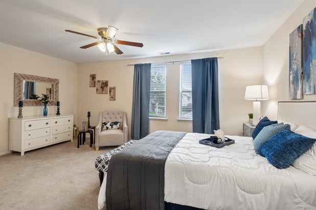 Images Silver Spring Station Apartment Homes