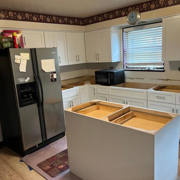 Images Creative Custom Cabinet & Bookcase LLC