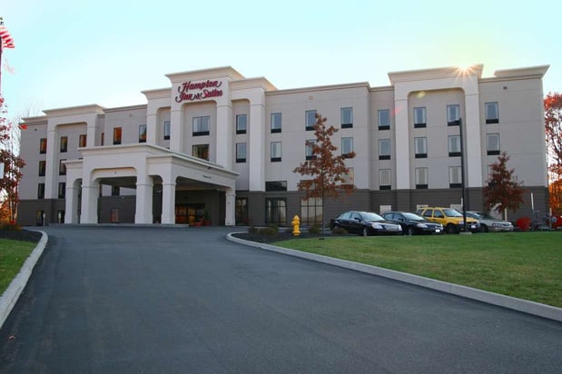 Images Hampton Inn & Suites Jamestown