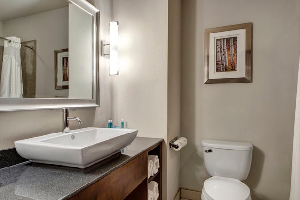 Images Holiday Inn Express & Suites Oklahoma City North by IHG