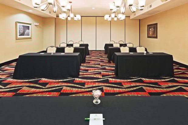 Images Holiday Inn Oklahoma City Airport by IHG