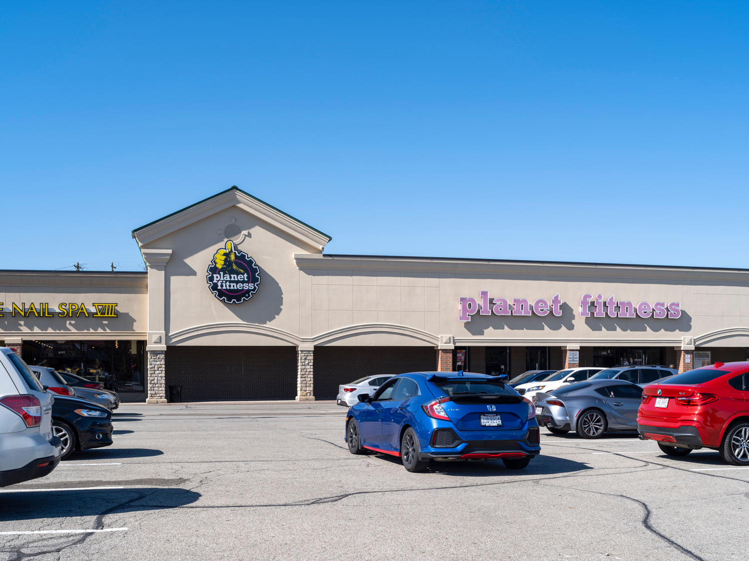 Planet Fitness at Brentwood Plaza Shopping Center