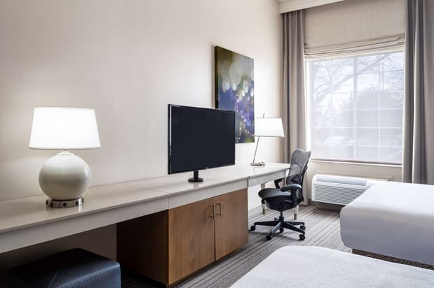 Images Hilton Garden Inn Bakersfield