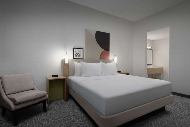 Images Spark by Hilton Miami Doral