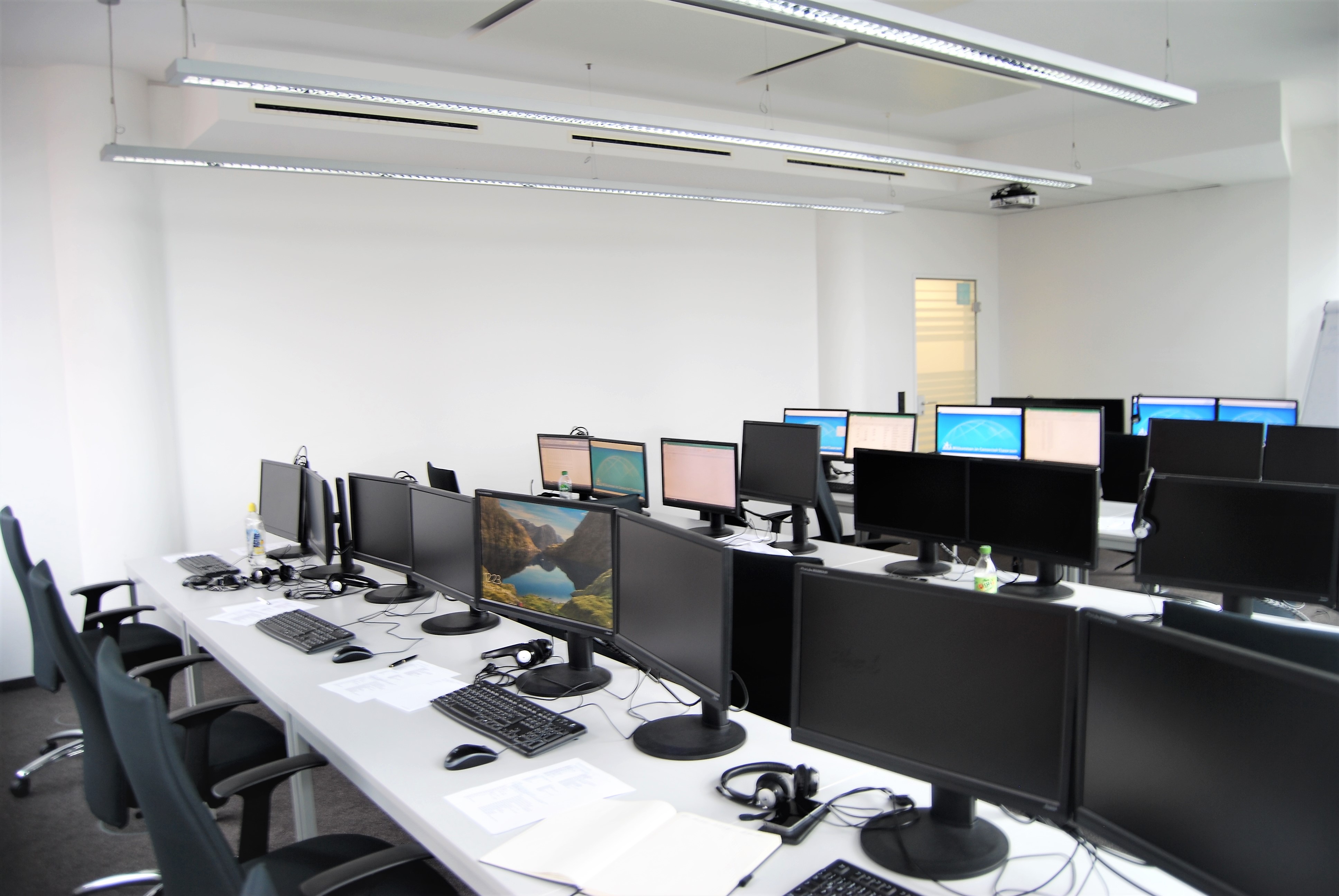 New Horizons, Grafenberger Allee 337b in Düsseldorf