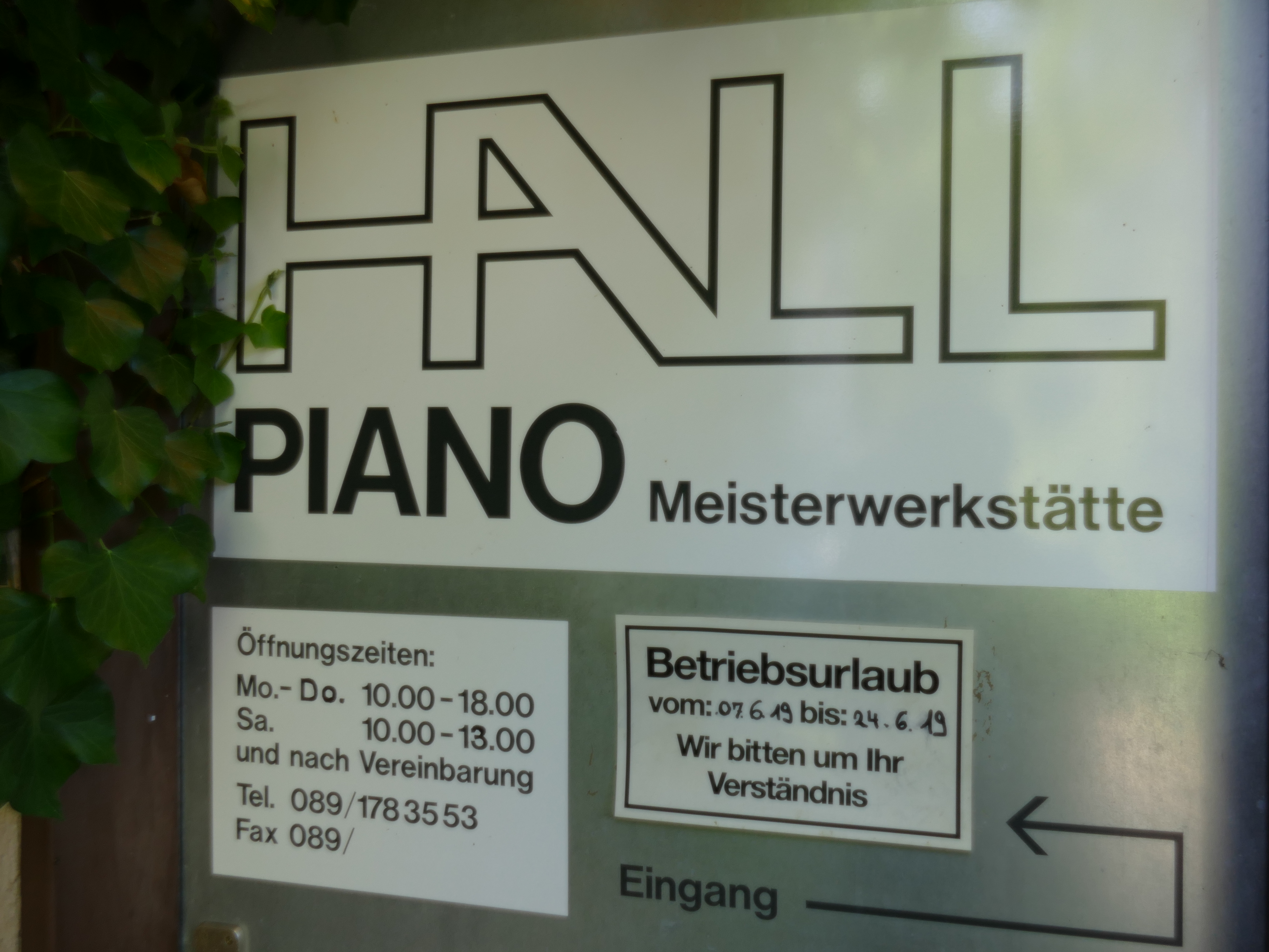 Bilder Piano Hall Klavier & Flügel Reparatur und Restauration München