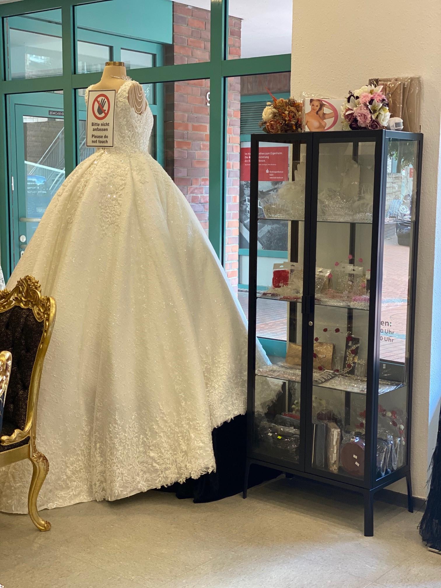 Glamour Pulheim, Wilhelm-Mevis-Platz 7 in Pulheim